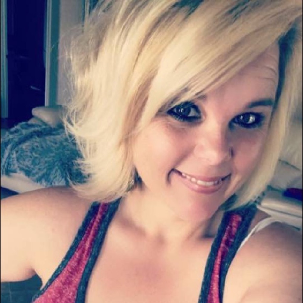 Meet your Posher, Johnette